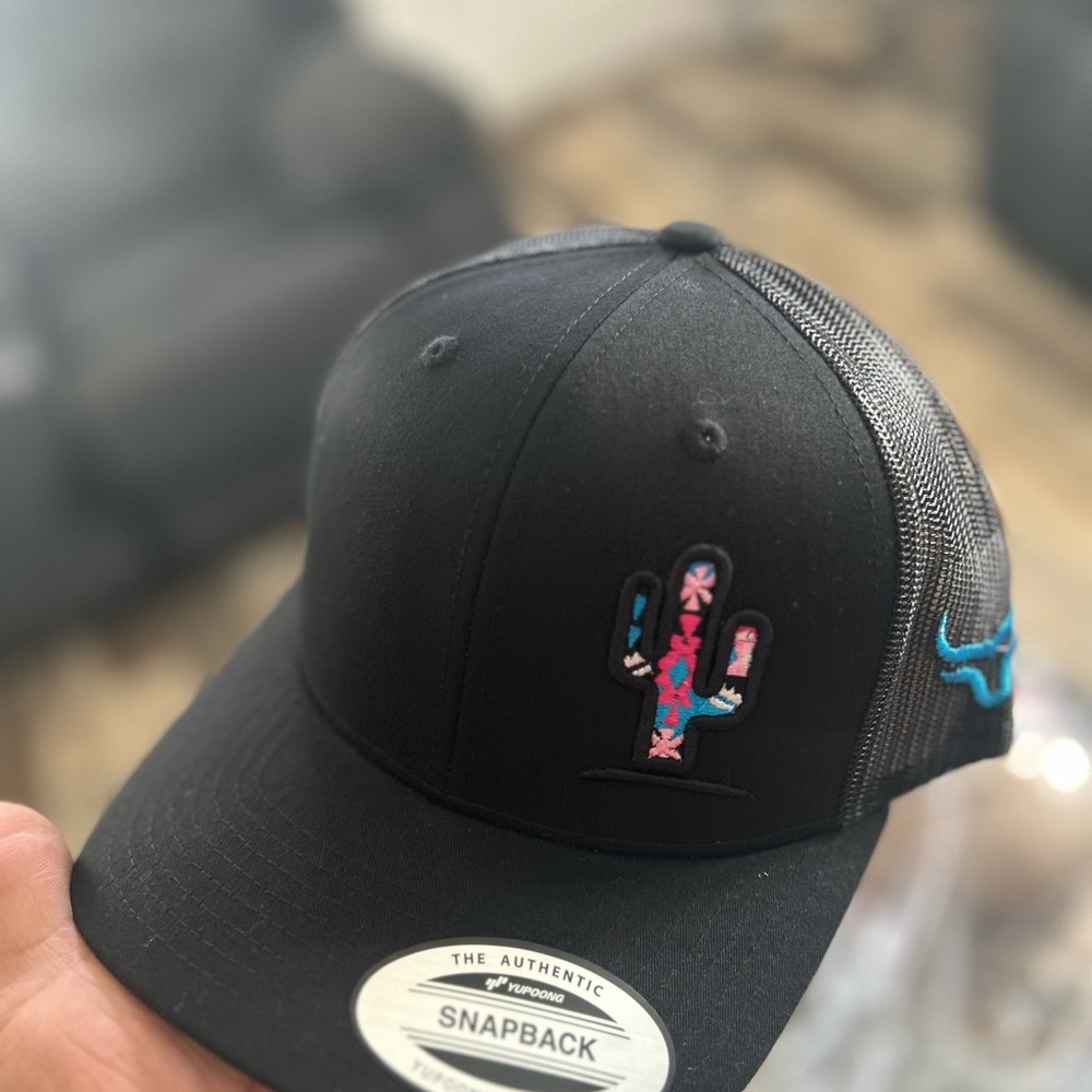 New caps 🤩